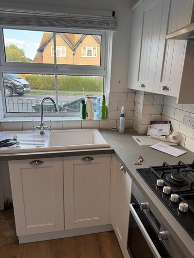 Double room to let  Main Photo