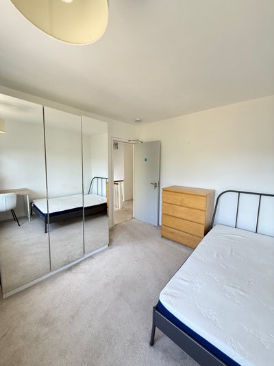 Brand New Double Rooms Available in CB1 Main Photo