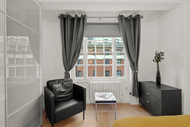 Large, beautiful room in Marble Arch Main Photo