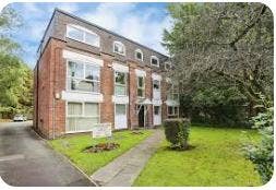 Spacious 2‑Bed Apartment Heaton Moor Village Main Photo