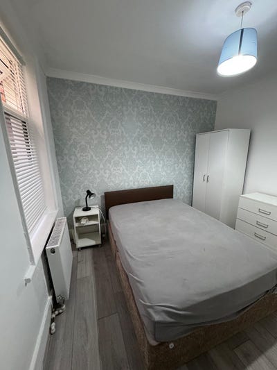 🏡✨ Double Room for Single Use to Let in Finchley Main Photo