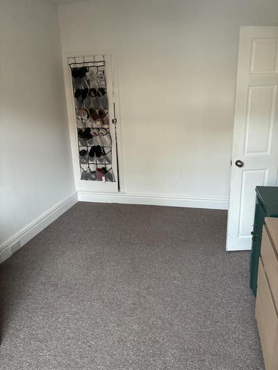 Heaton Flat- Looking for queer friendly housemate  Main Photo