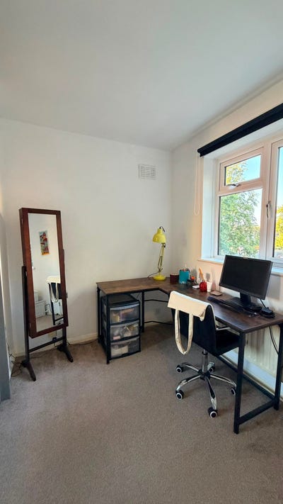 Double Room Available – Bright & Spacious House. Main Photo