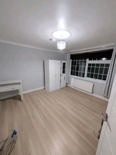 2 Double bedroom available  Main Photo