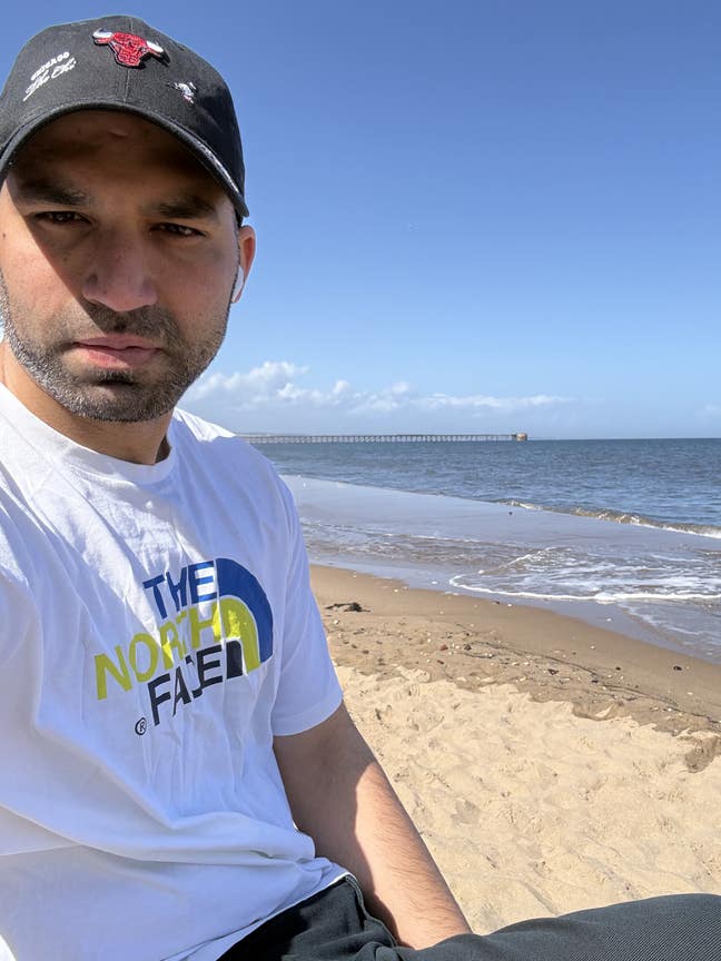 42 year old Male seeks a single or double room Main Photo