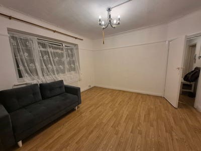 I'm looking for a flatmate  Main Photo