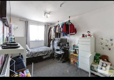 Pitsea, Basildon area room available  Main Photo