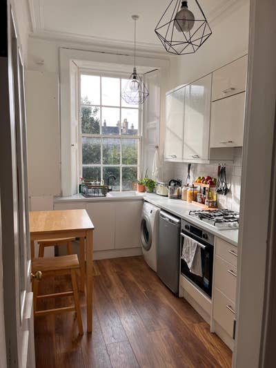 Available Double Room on Grange Loan, Newington Main Photo