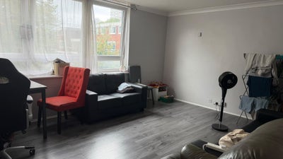 Bright Double Room in SW11 – Great Transport Links Main Photo