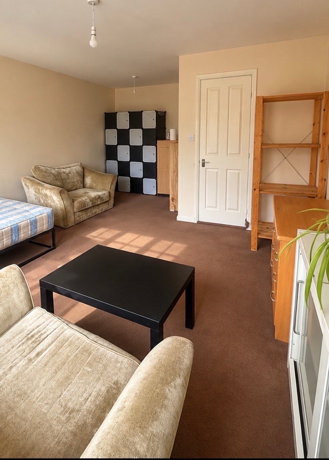 Room Main Photo