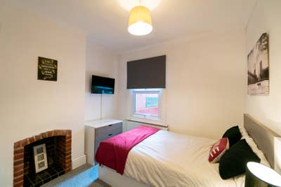 🔥🍂3 Spacious Double Ensuite Room Available🔥🍂 Main Photo