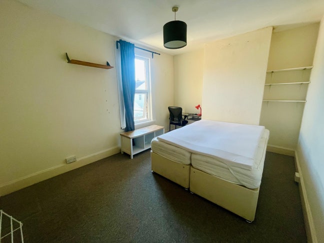 Double  Room  Ashley  Down (BS7)
 Main Photo