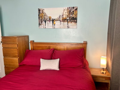 A double room in a family home. Main Photo