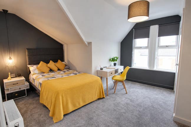 Hawkesbury Road LE2 - 6 Bed En-Suite House Share Main Photo