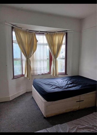 🏡 2 Double Rooms Available in E12 Main Photo