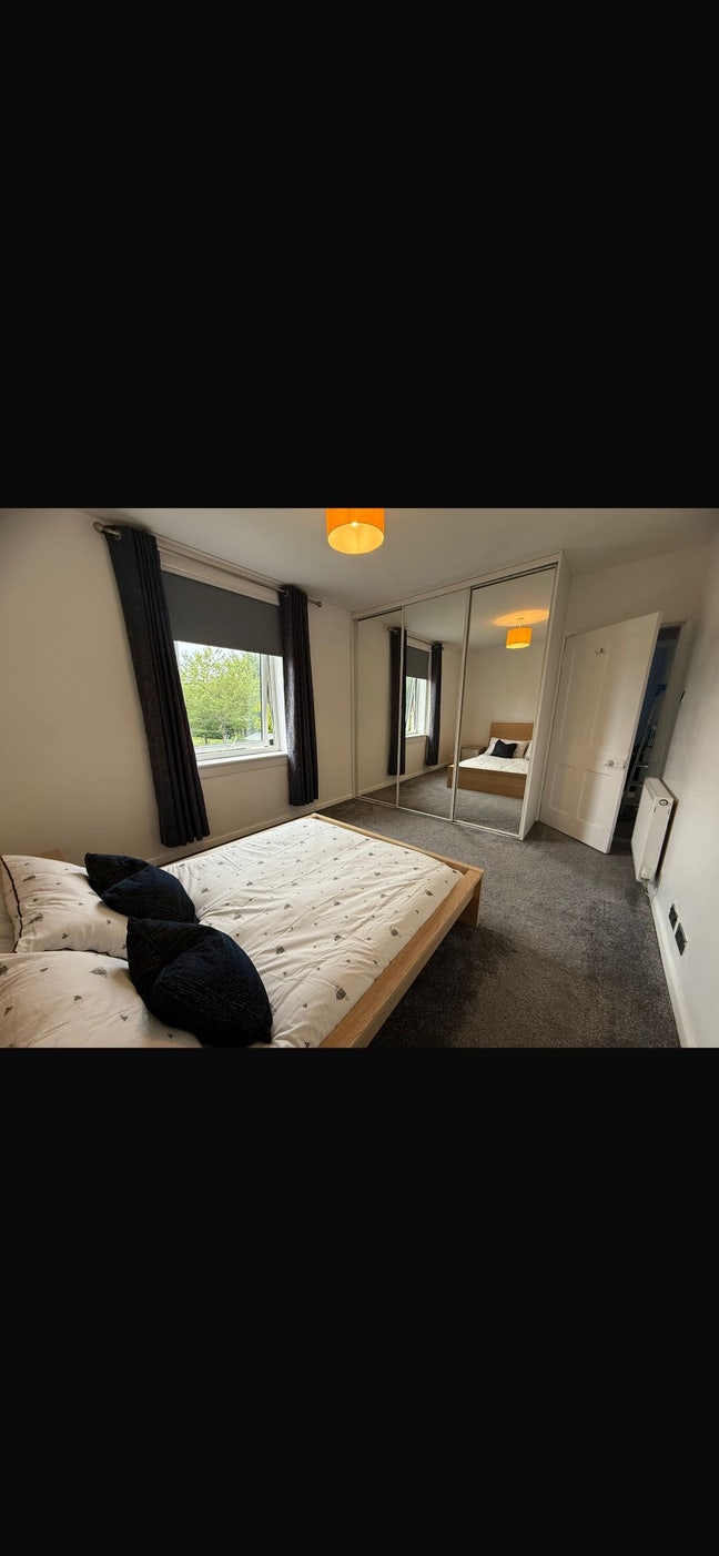 Shared room available for females Main Photo