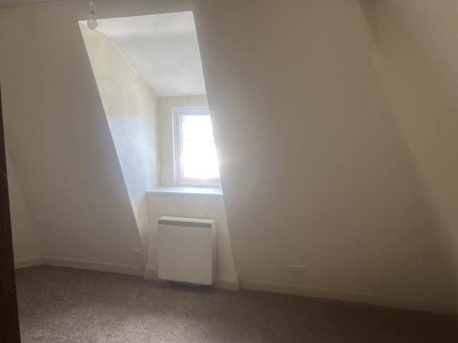 Double room in flat share in central Leominster  Main Photo