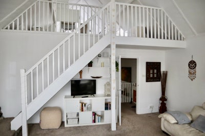 Luxury 2-Bed Home Near the Sea | Perfect for Contr Main Photo