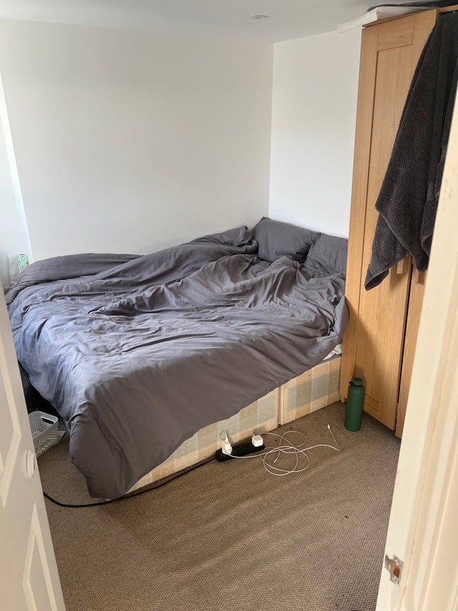 Single room in Sw19 Main Photo
