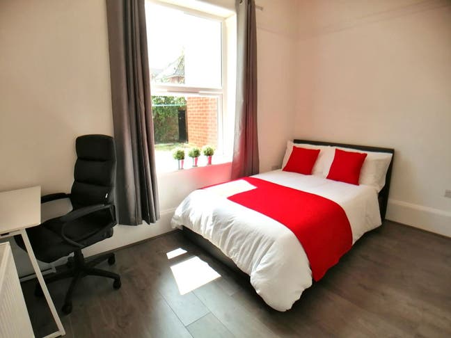 (Br) En-Suite Rooms to Let - Southampton Main Photo