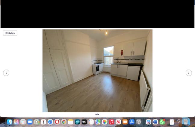 Studio Room Inbuilt Kitchenet Shared Toilet Main Photo