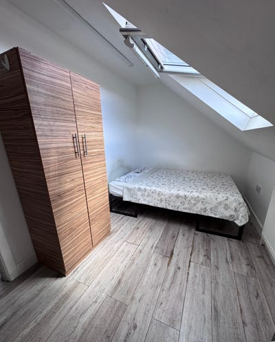 🏡 Spacious Double Room – Tottenham Hale  Main Photo