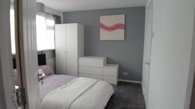 Modern Double En-Suite Room Available Main Photo