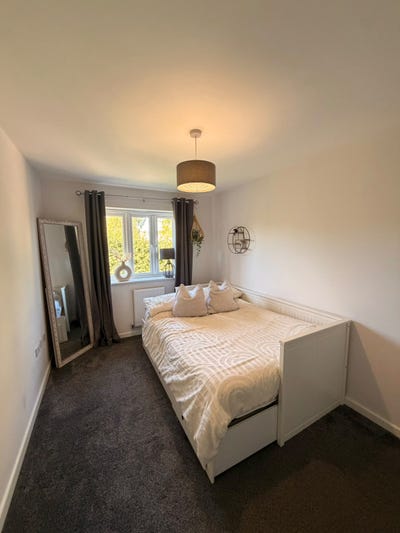 Double room in lovely house in Newton Poppleford   Main Photo