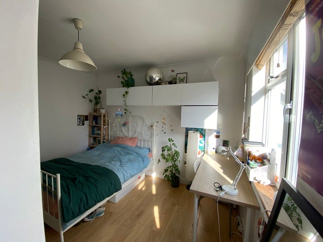 From 30.10! All Bills Included! Amazing Room! Main Photo