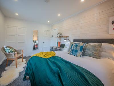 Stunning Flat close to Warwick University Main Photo