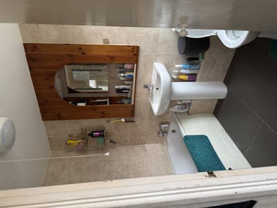 Large Ground Floor Double bedroom-Bills included  Main Photo