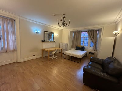 Huge Room @ Iconic Baker St! Don’t Wait! Main Photo