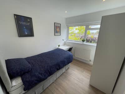 Recent Renovated House Single Room Main Photo
