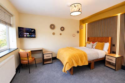 ✨ Brand New Rooms at Little Hulton ✨ Main Photo