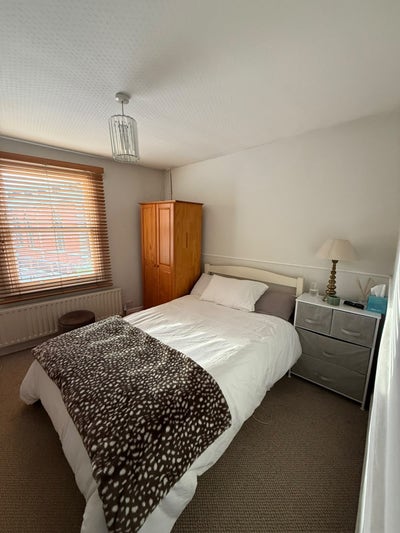 Clapham Junction room available 6/11 Main Photo