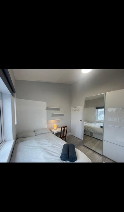 Lovely studio flat near Dollis Hill Station  Main Photo