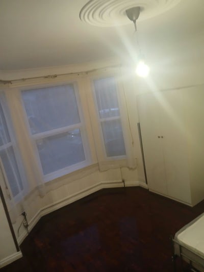 Large spacious double room Main Photo