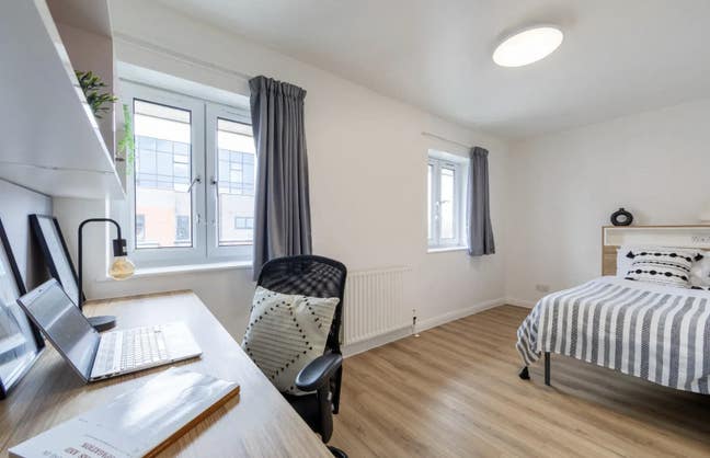 Urgent Tenancy Takeover- Dwell Msv South Main Photo