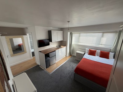 🏡 Stunning, Spacious Studio Room &pound;875 Pcm! ✨ Main Photo