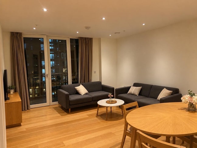 URGENT: En-suite room Available East Village  Main Photo