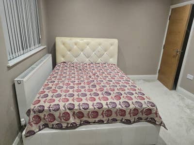En - suits  double room  Main Photo