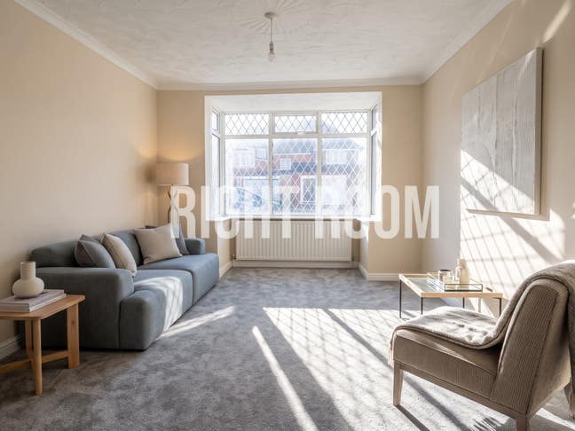 4 Bed Family House | &pound;1695 | SO14 | Avble Main Photo