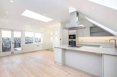 Cosy room in Fulham penthouse Main Photo
