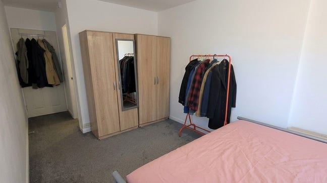 🏡 Spacious ensuite room 2min from Fulham Station Main Photo