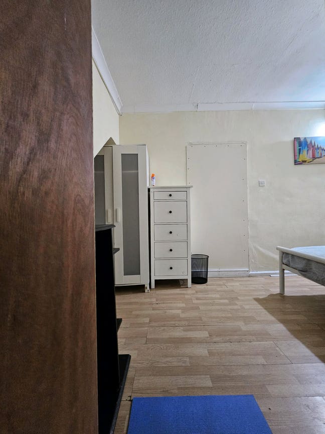 Affordable Rooms in Wood Green Main Photo