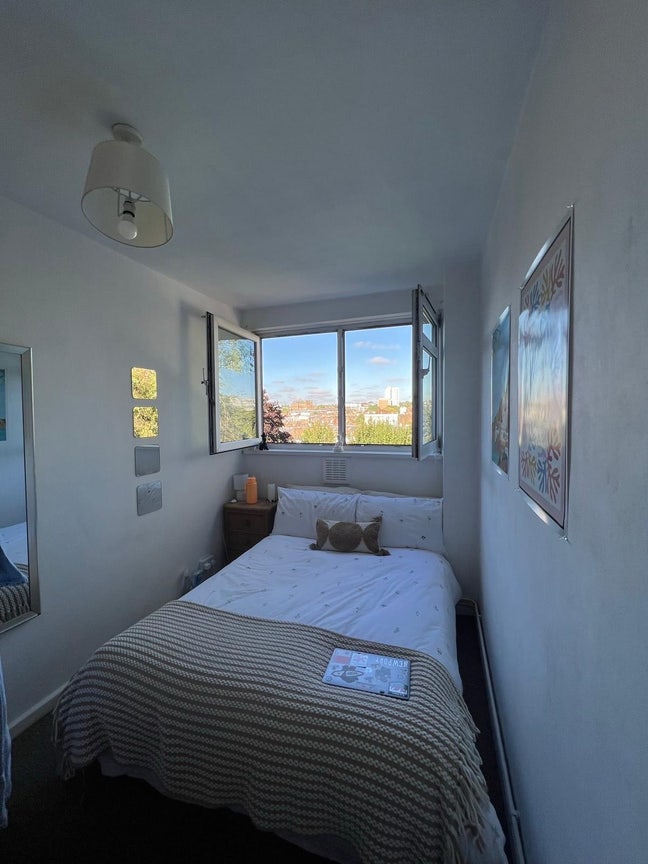 Lovely spacious room in Kentish town Main Photo