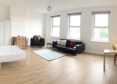 2x large furnished double rooms in Bear Flat house Main Photo