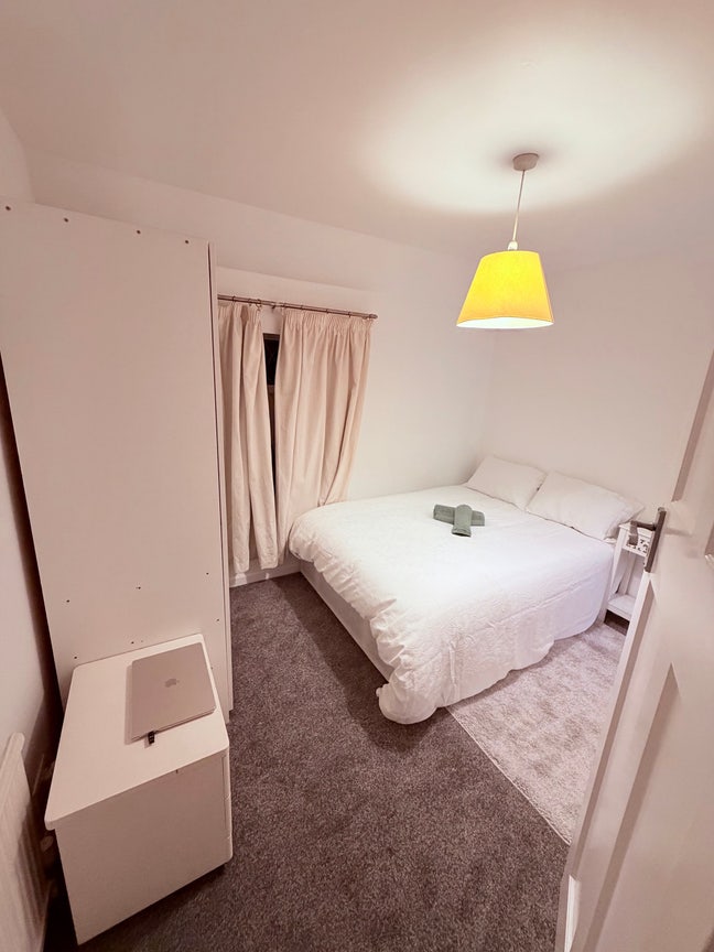 Lovely and new refurbished 4bedroom in Wimbledon!  Main Photo