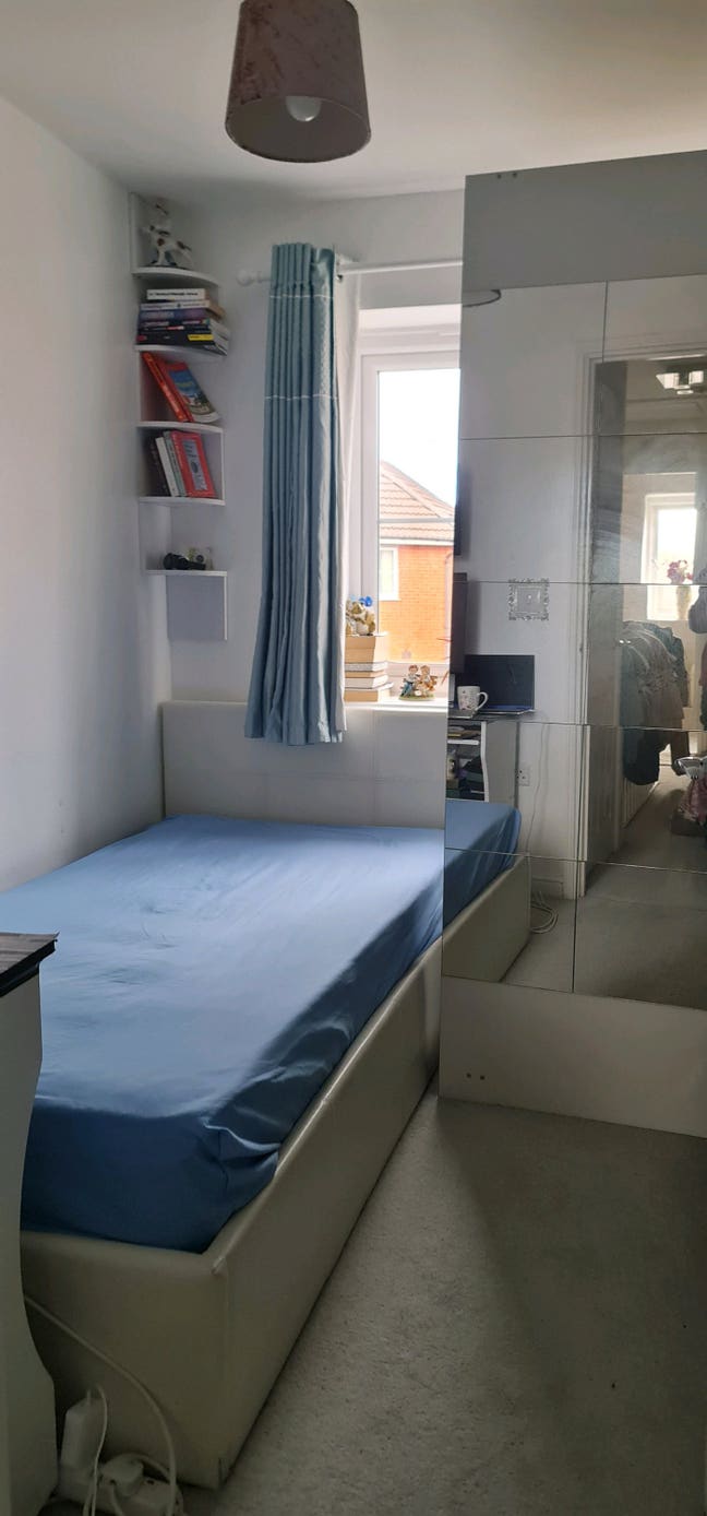 Single room to Rent Main Photo