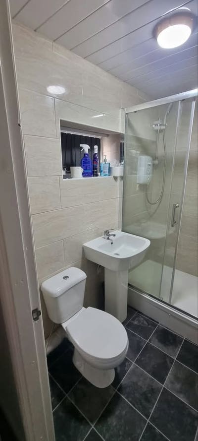 Briercliffe Road 2 Bedroom Flat to rent  Main Photo